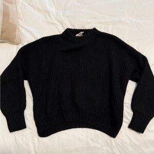 Laude The Label | Black Crewneck Crop Sweater